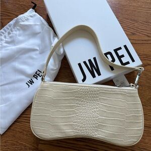 NWT JW PEI Eva Croc Embossed‎ Cream Shoulder Bag Purse Vegan Leather OS